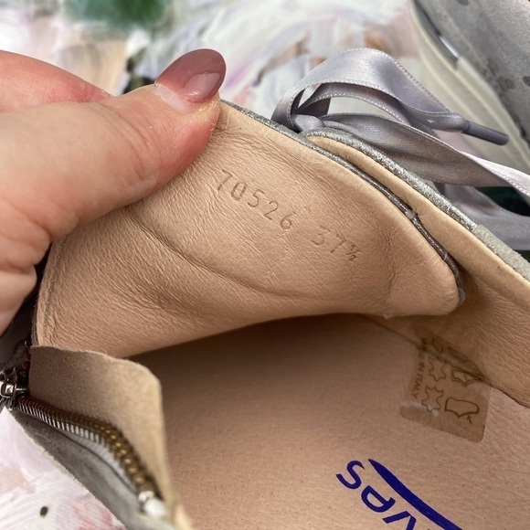 Softwaves Metallic Silver Camo Sneakers Size 7.5. - Picture 8 of 13